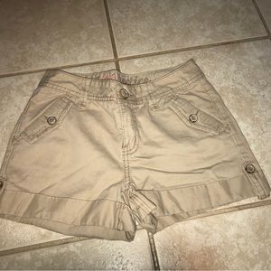 Excellent Condition Justice Girls Tan Shorts size 12 Regular